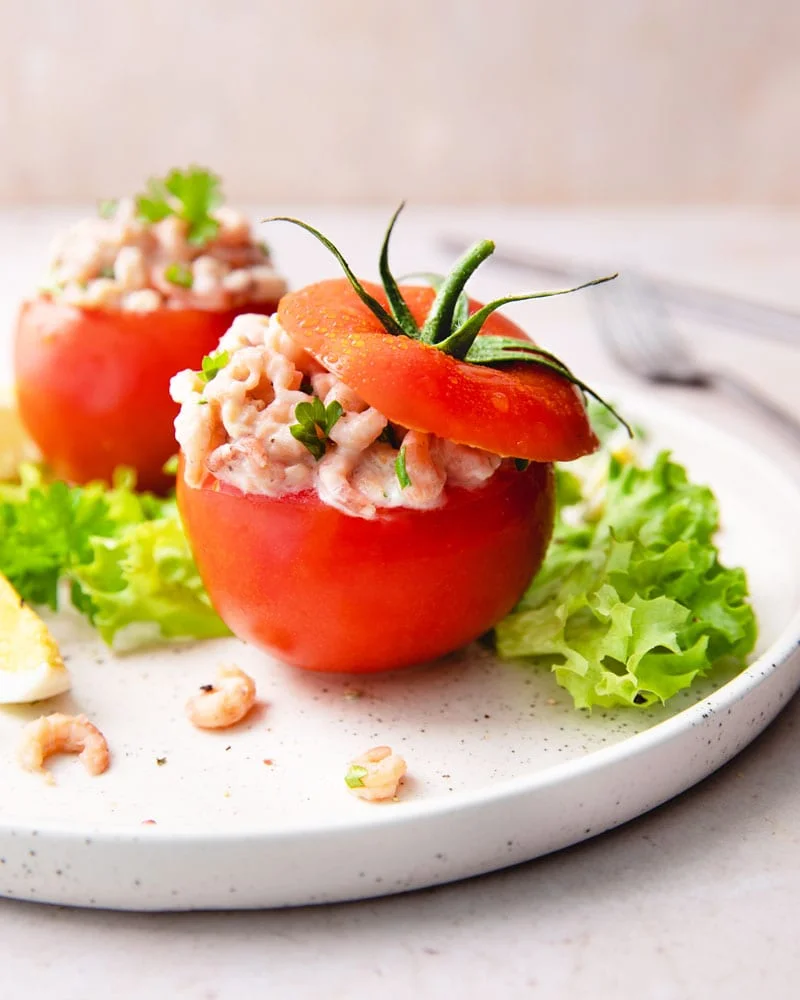 Assiette de tomates crevettes