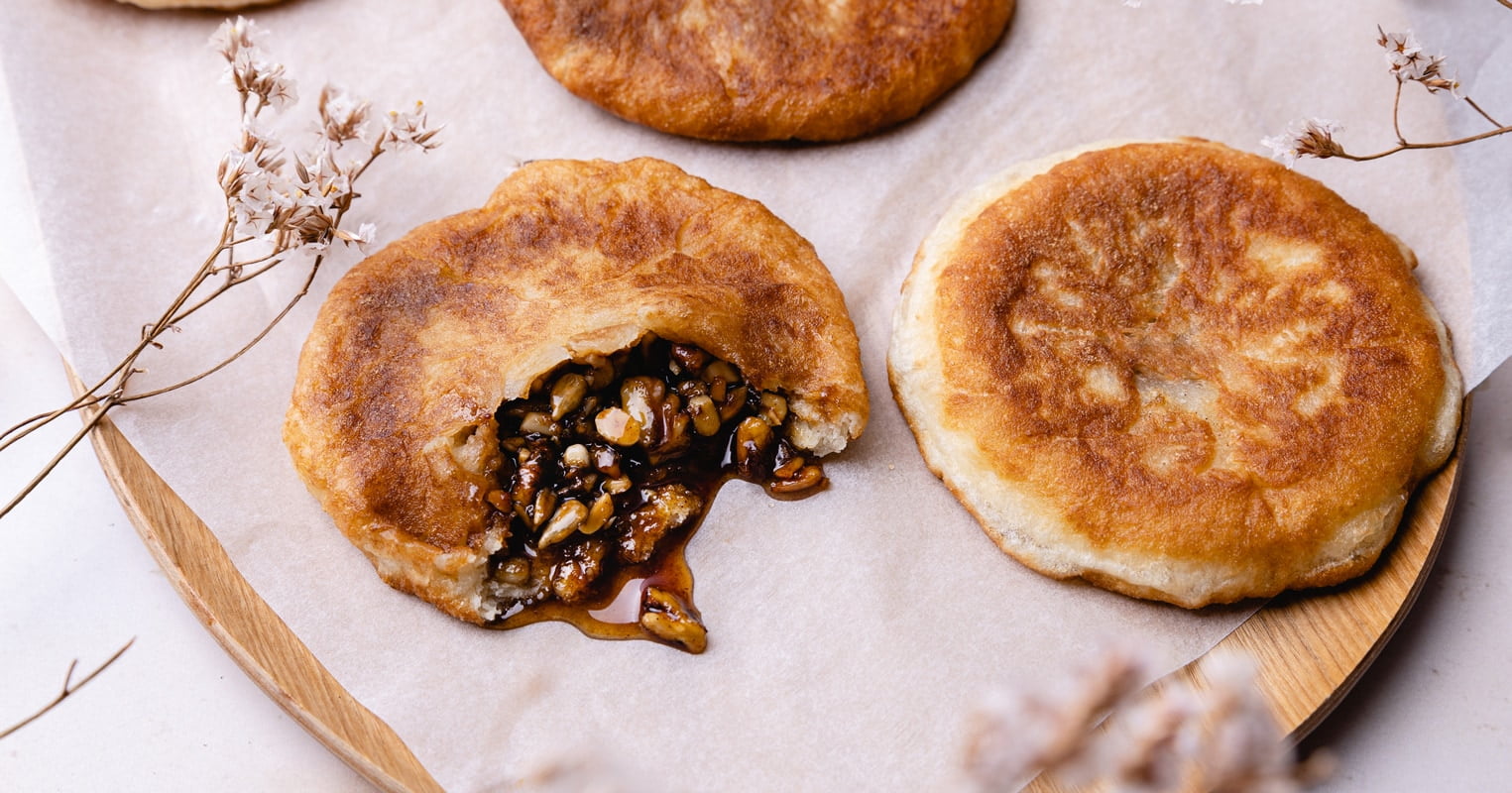 Hotteok, les délicieux pancakes sucrés de la street food coréenne ! 5 Hotteok coréen