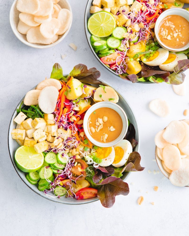 Plats de salade gado gado