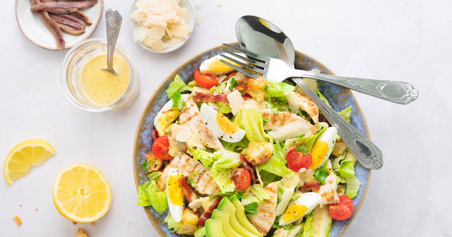 Assiette de salade césar / Caesar salad