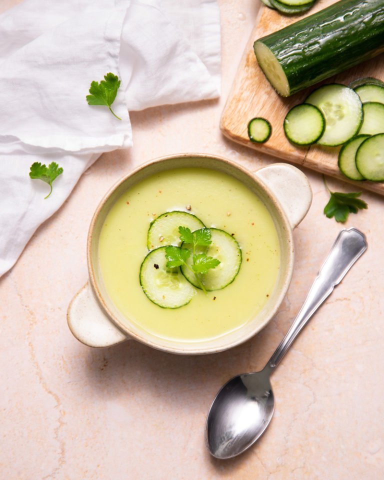 Soupe au Recette Rafraîchissante et Facile à Préparer pour l'Été