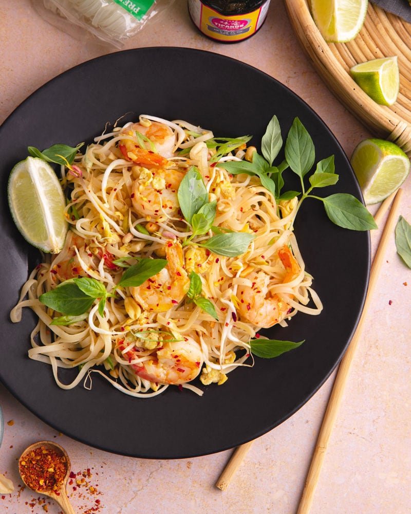 Plat de nouilles sautées pad thai