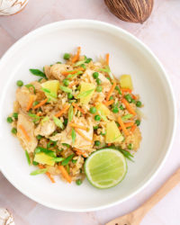 Comment faire du riz sauté au poulet façon thaï ?