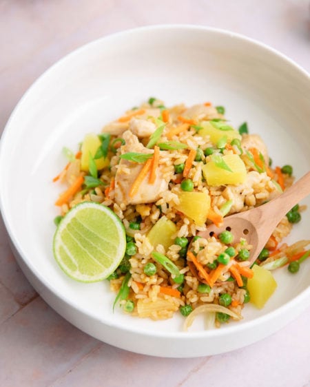 Comment faire du riz sauté au poulet façon thaï ?
