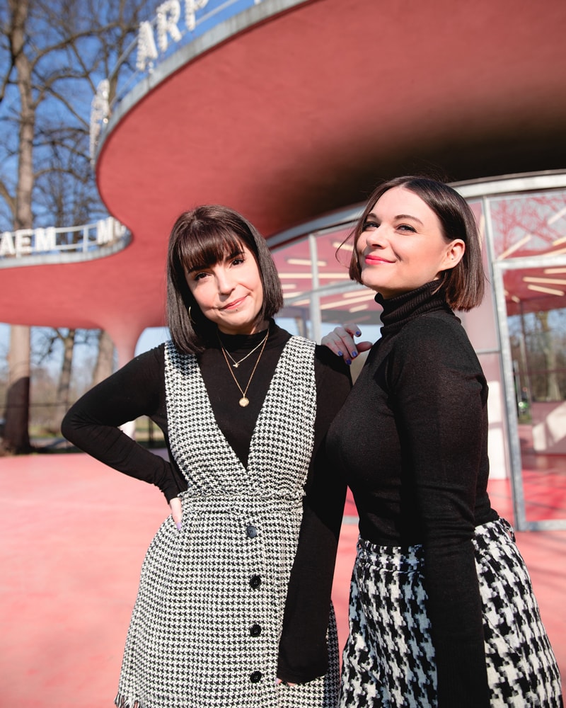 Portrait d'Elodie Buski et Stéphanie Cheron, co-founder de l'agence About Studio