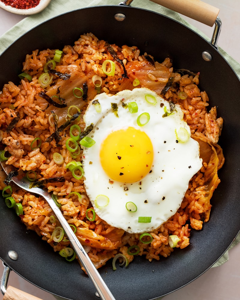 Poêle de riz sauté au kimchi coréen