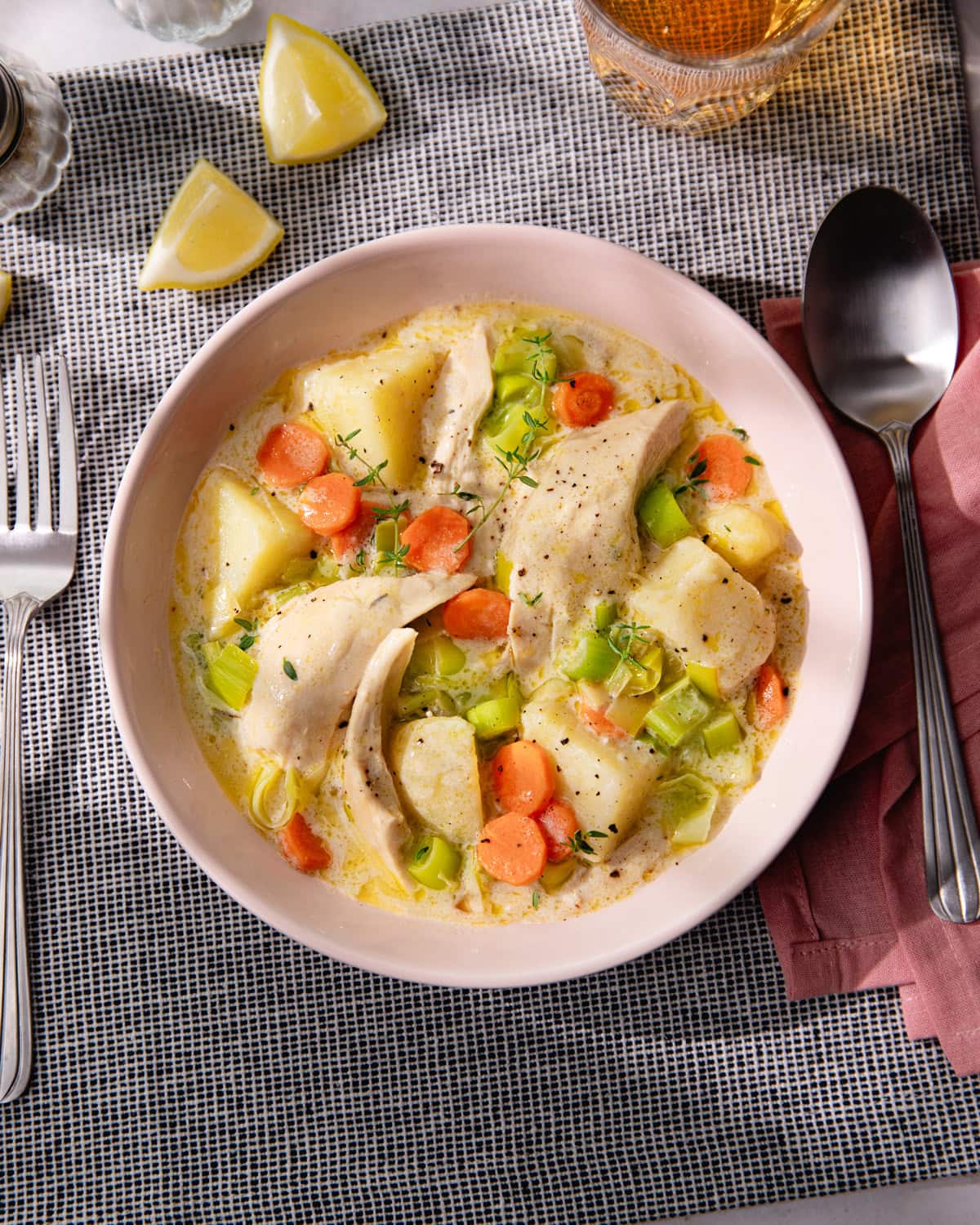 Assiette de waterzooi à la gantoise maison