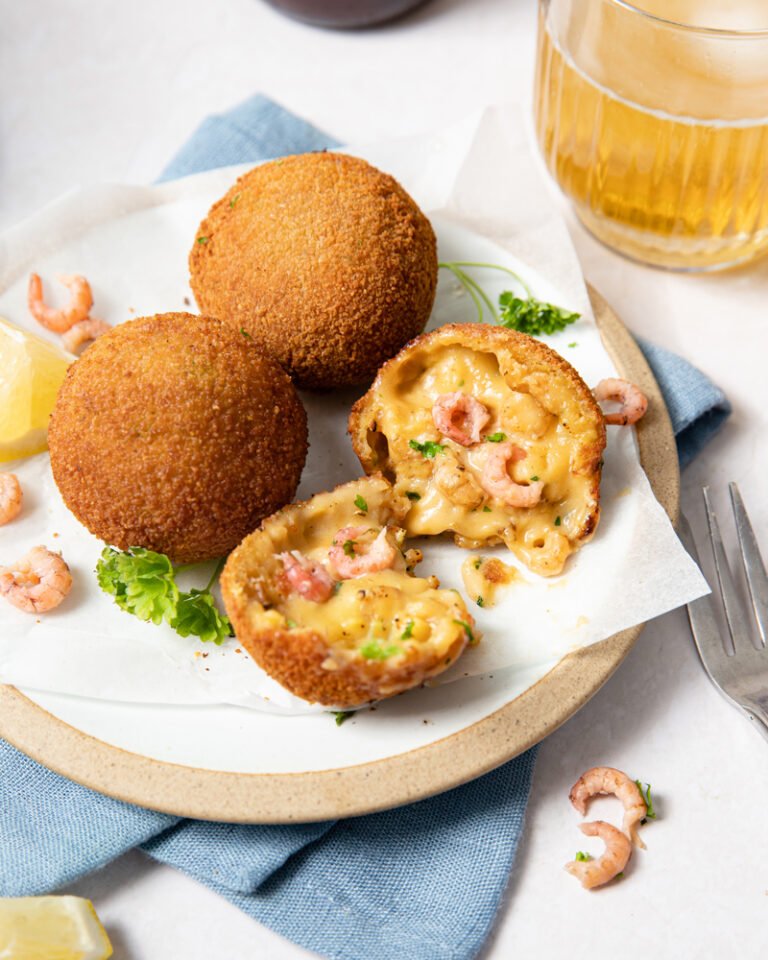 Les croquettes de crevettes grises, la star des plats belges ! hellonélo