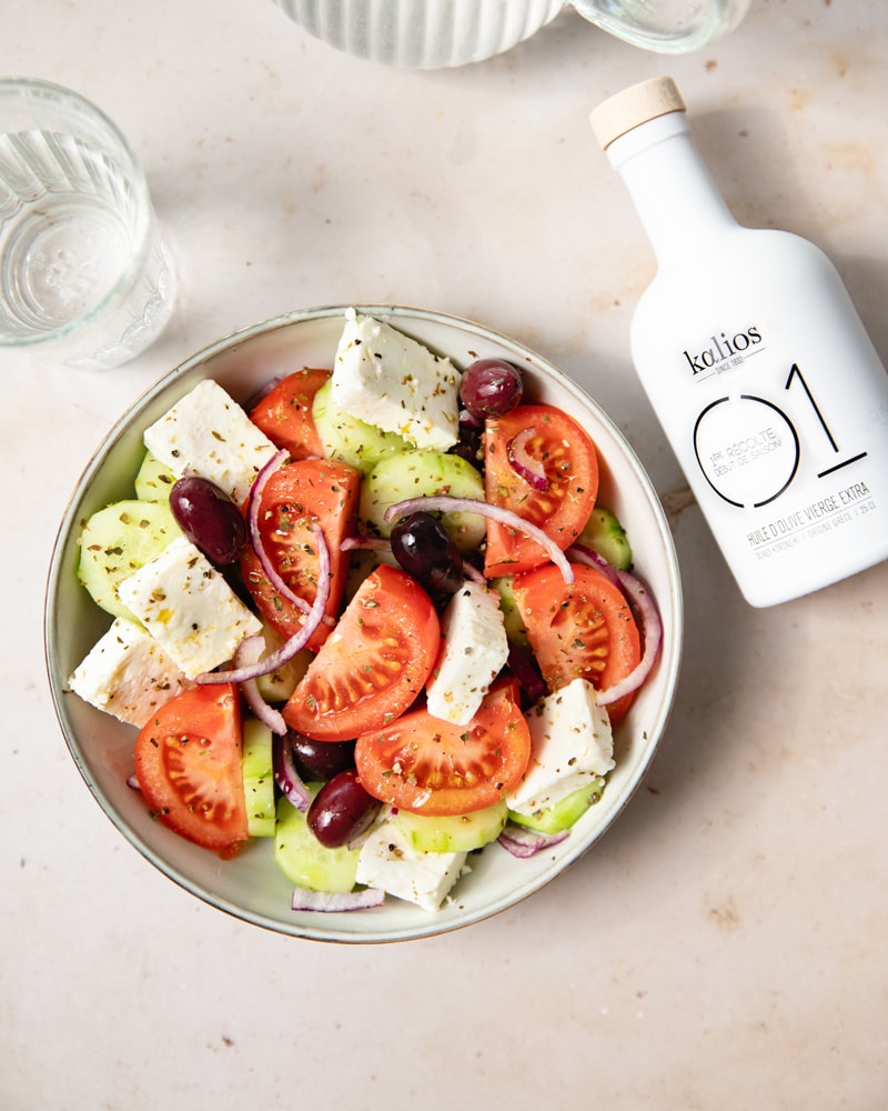 Assiette de salade grecque horiatiki salata