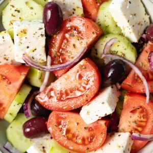 Horiatiki salata : la vraie recette de la salade grecque !
