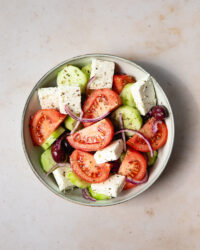 Horiatiki salata : la vraie recette de la salade grecque !