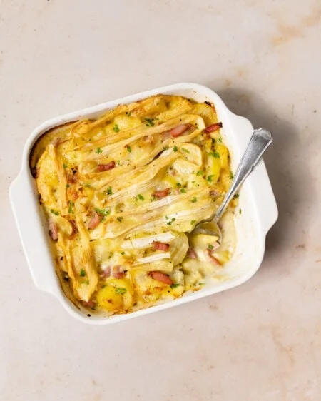 Comment faire une véritable tartiflette savoyarde ?
