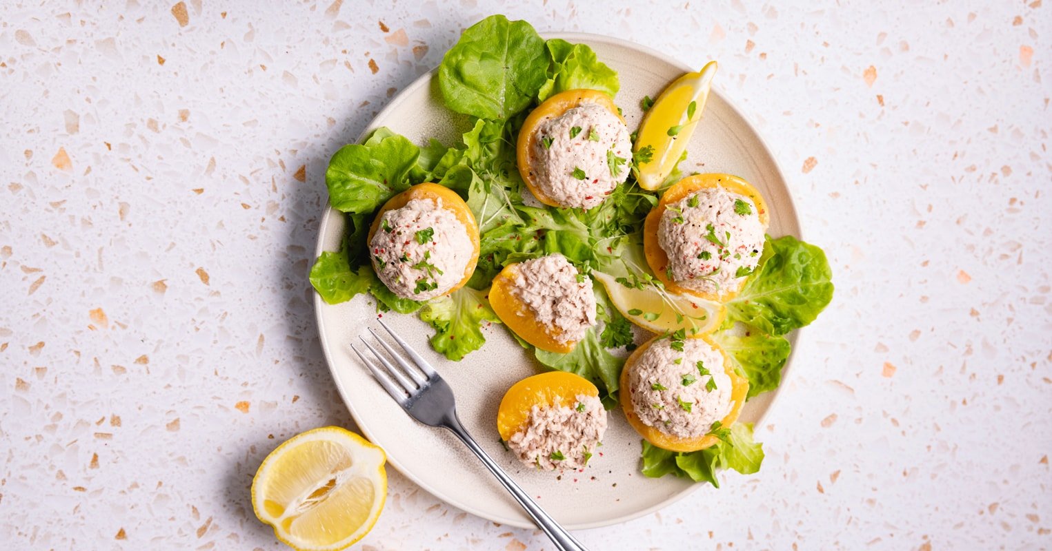 Assiette de pêches au thon