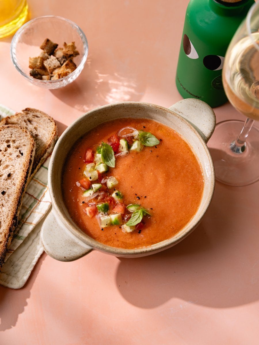 Recette traditionnelle de gaspacho andalou maison