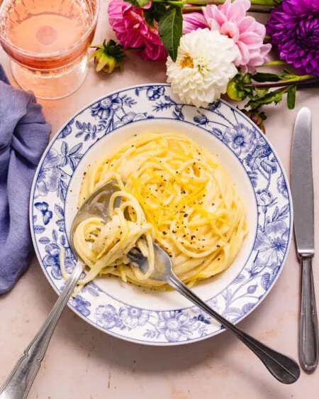 Maîtrisez la recette italienne des pâtes au citron (pasta al limone) !