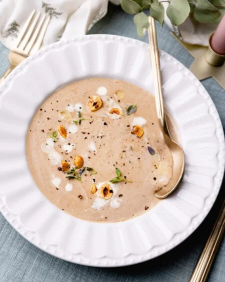 Le velouté de châtaignes, l’entrée star du menu de Noël !