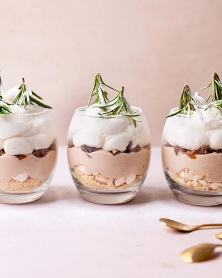 Mini trifles à la crème de marron, le dessert de Noël à découvrir !