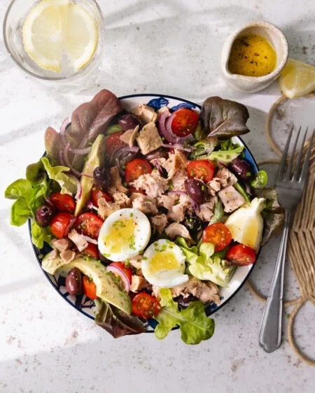 Préparez-vous une salade composée au thon en un clin d’œil !