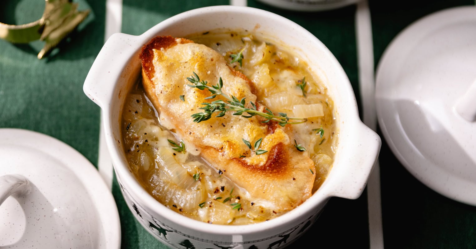 La soupe à l'oignon gratinée au fromage, un incontournable des repas réconfortants ! 5 La soupe à l'oignon gratinée