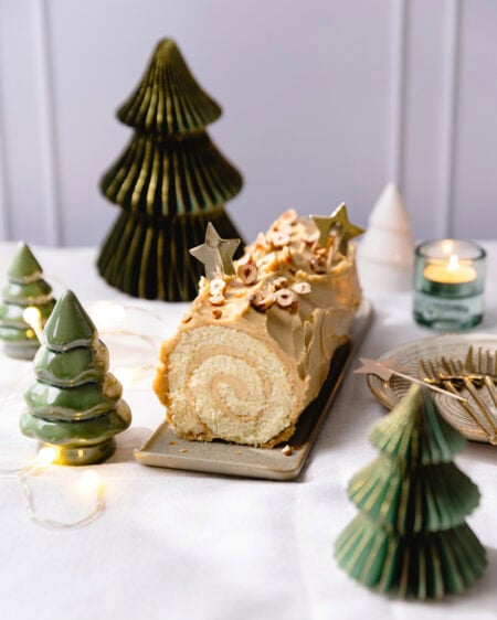 Le classique de Noël : la bûche pâtissière à la crème au beurre !