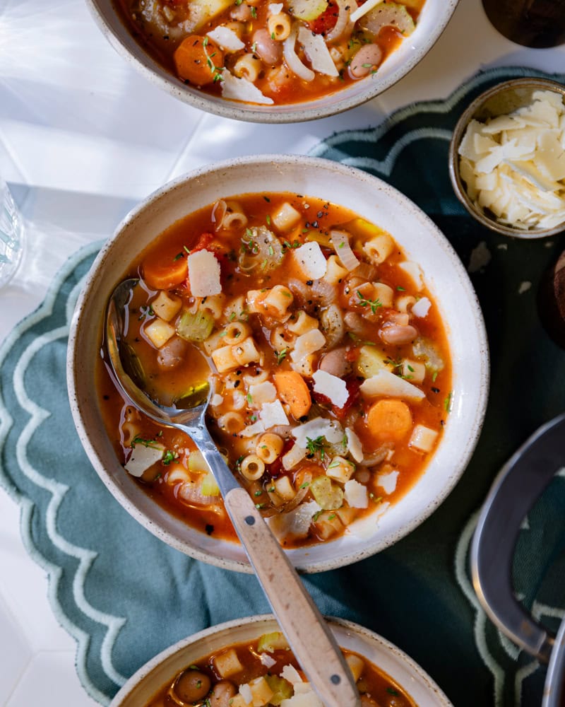 Bol de minestrone italienne version hivernale