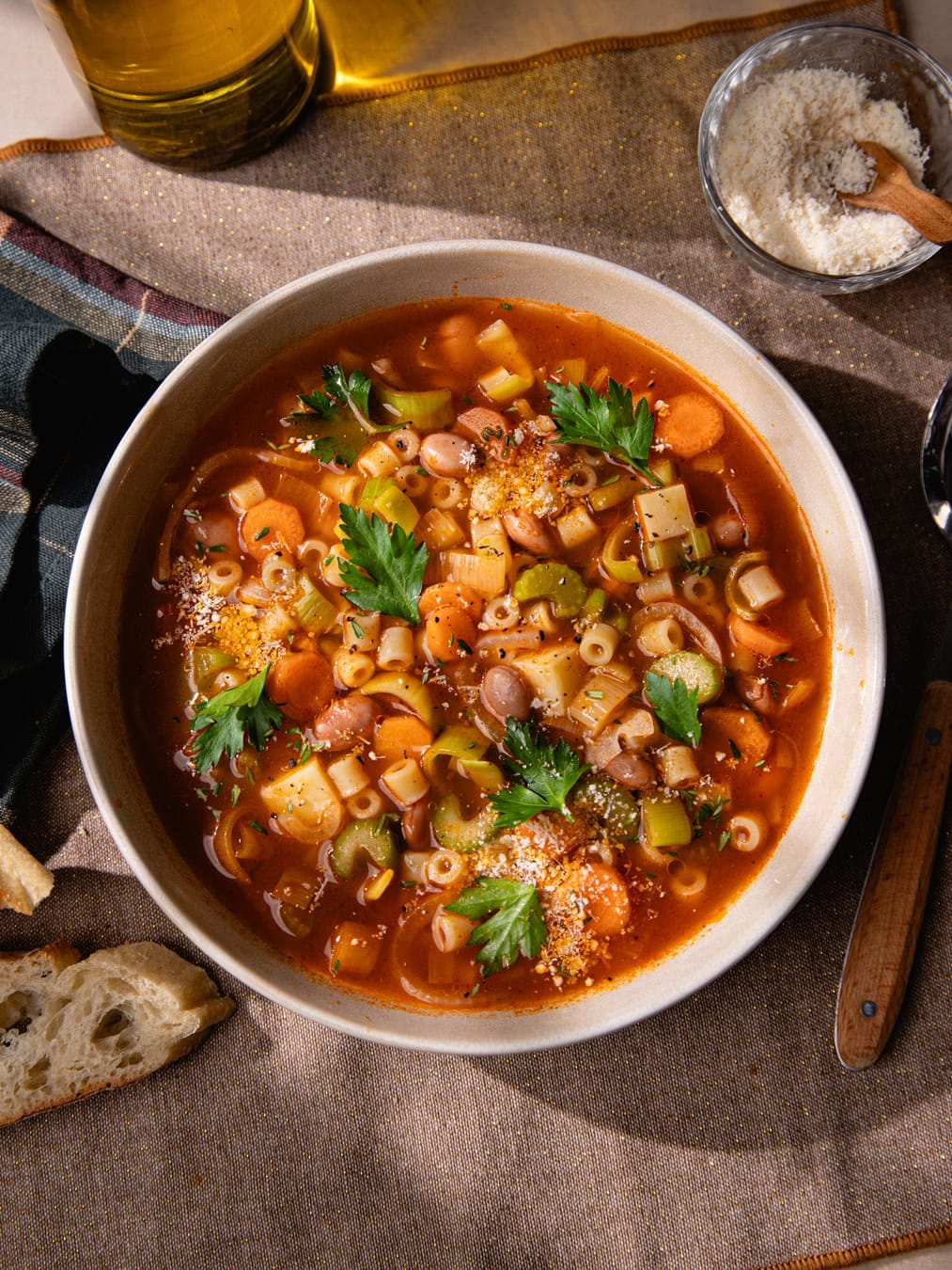Bol de minestrone italienne version hivernale