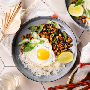 Pad krapow gai, le poulet au basilic thaï incontournable !