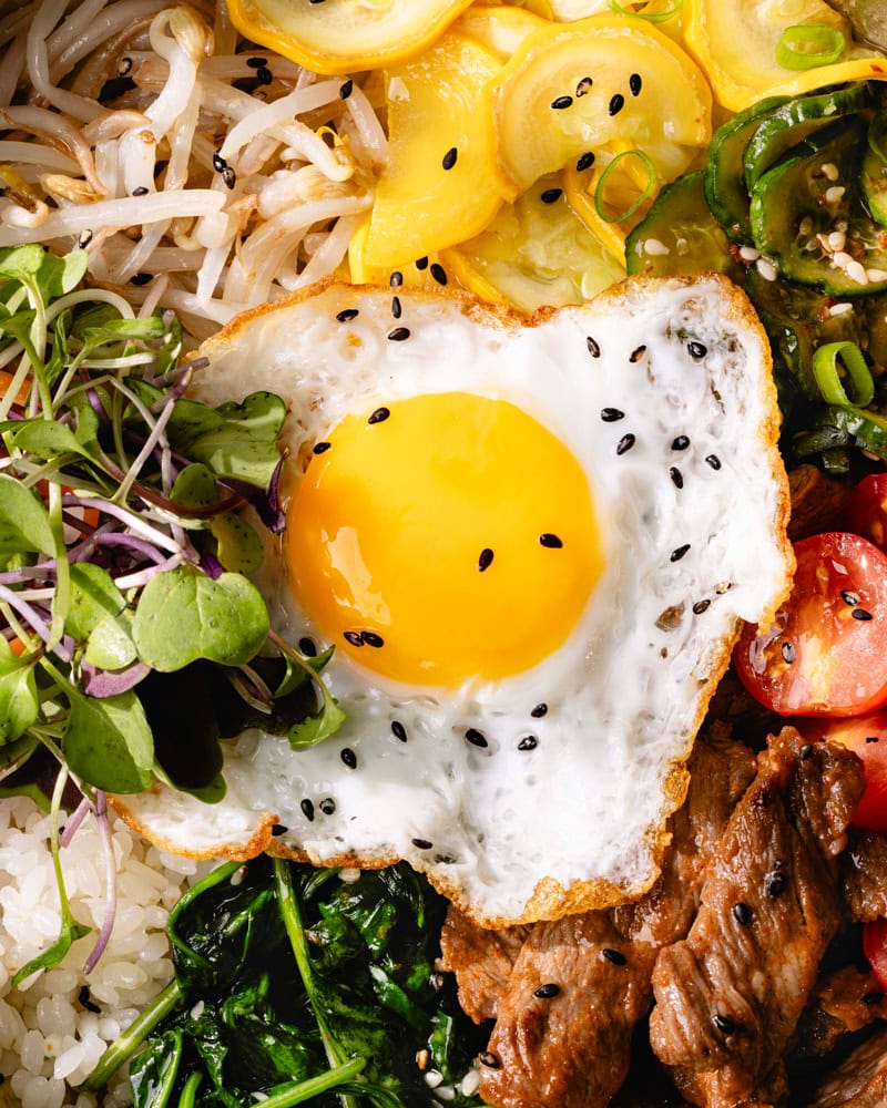 Le bibimbap d’été : une variation de saison du classique coréen ! 2 Bol de bibimbap aux légumes d'été