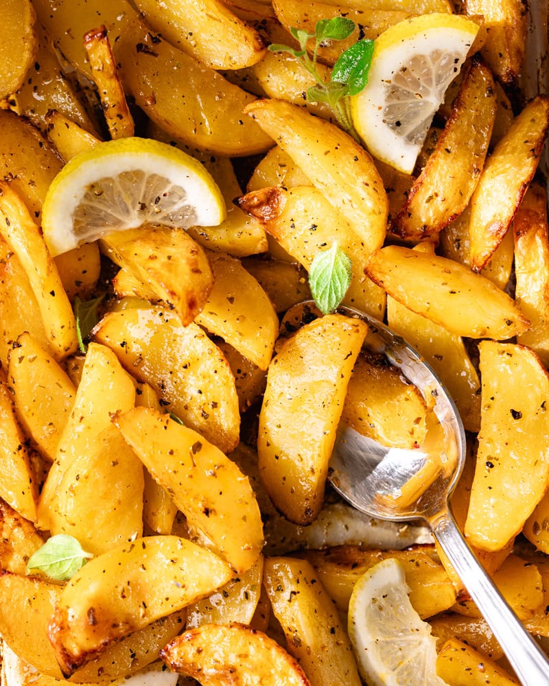 Les pommes de terre grecques au citron, un classique du barbecue !
