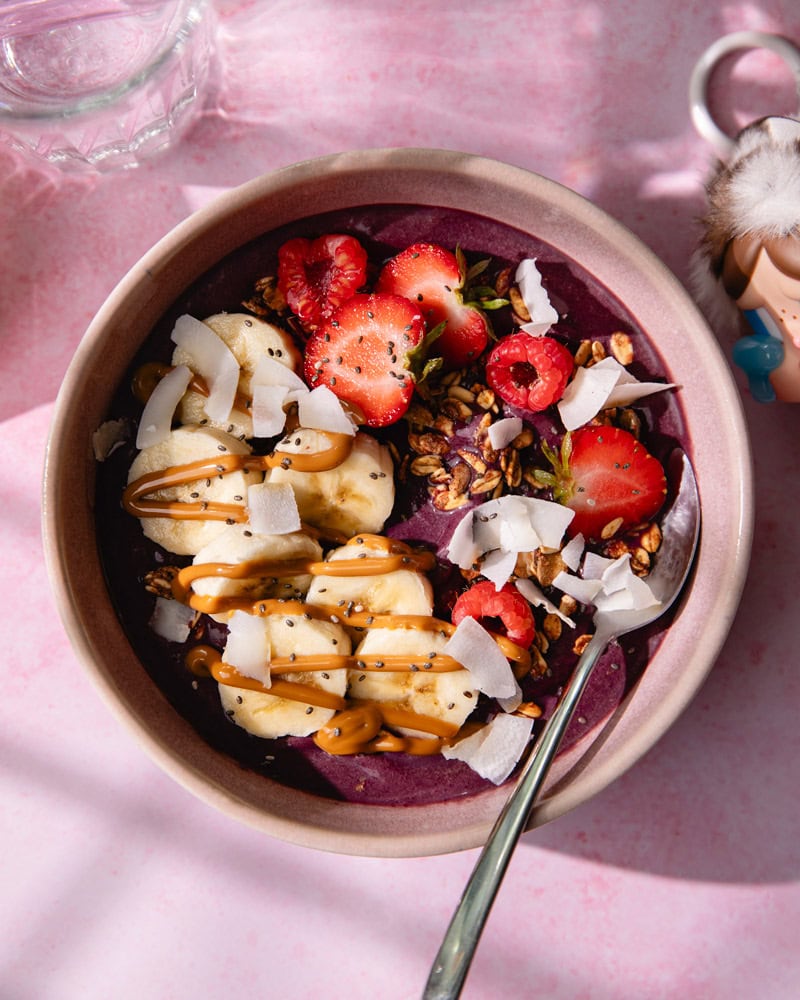 Açaï bowl maison : le petit-déjeuner healthy et rafraîchissant !
