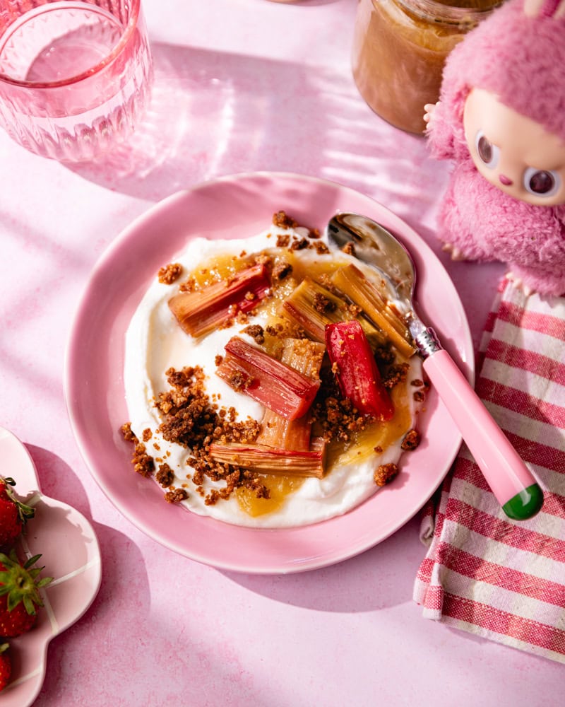 Comment réussir la cuisson parfaite d’une tagliata de bœuf ? 4 Le skyr à la rhubarbe rôtie et crumble !