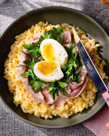 Les coquillettes au jambon (comme chez Mama Shelter) !