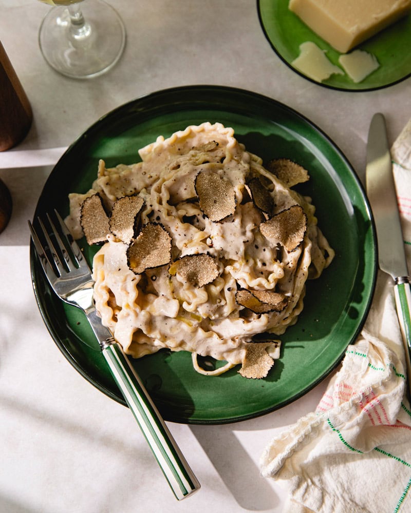 Assiette de pâtes à la truffe comme chez Big Mamma