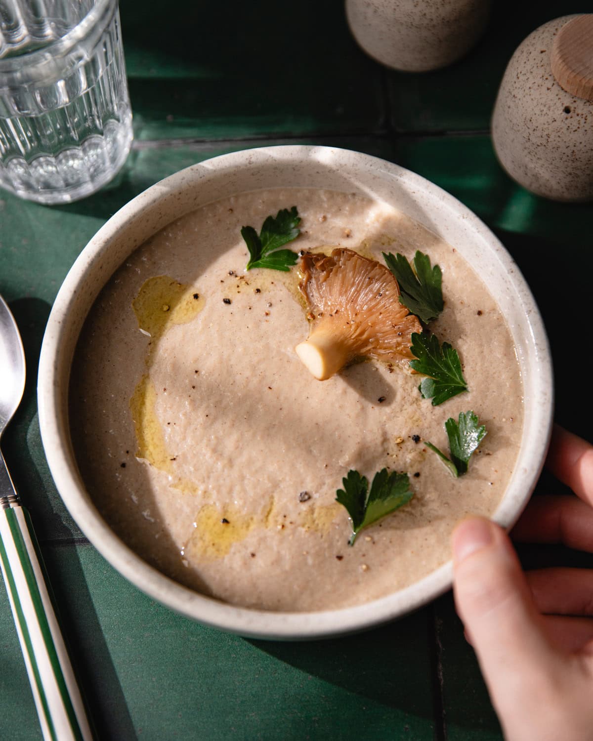 Bol de velouté aux pleurotes