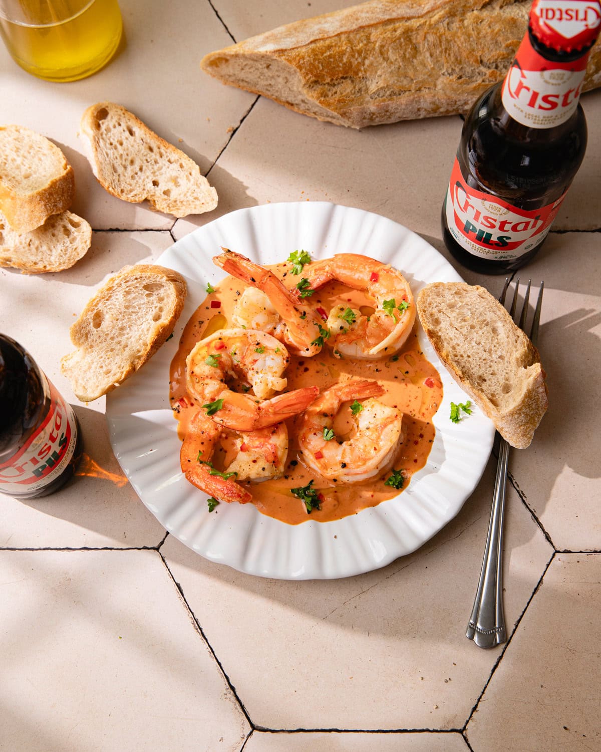 Scampis à la diable, la recette belge piquante qui met le feu ! 4 Assiette de scampis à la diable