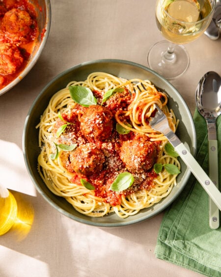 Les spaghetti aux boulettes de viande et sauce tomate maison !