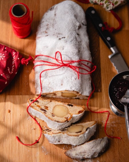 Le stollen allemand : fruits secs, beurre et esprit de Noël !