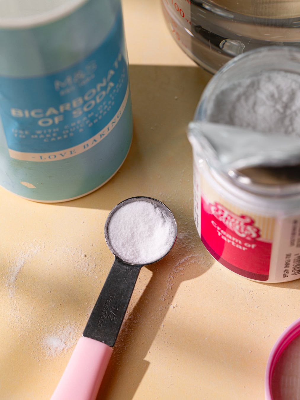 Cuillère de bicarbonate de soude