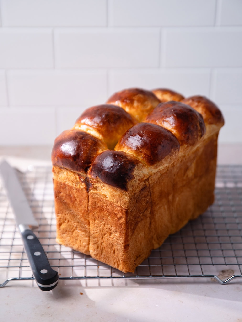 Brioche de Nanterre sur une grille
