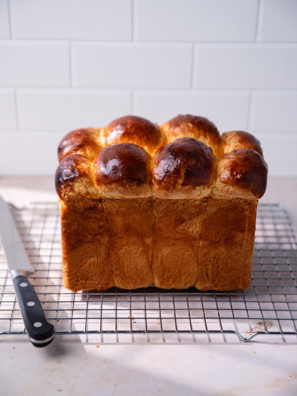 Brioche de Nanterre sur une grille