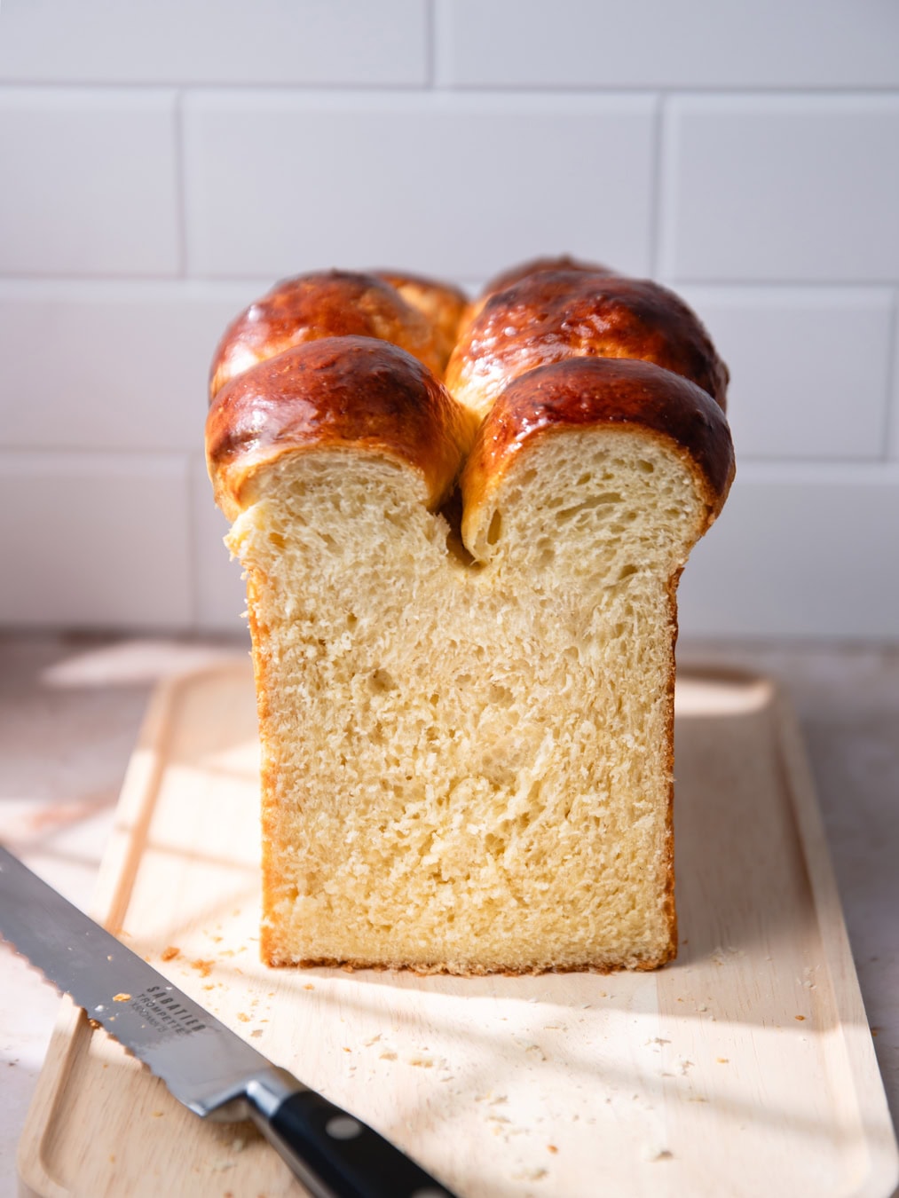 Brioche de Nanterre tranchée