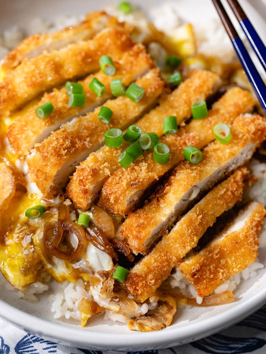 Bol de katsudon japonais