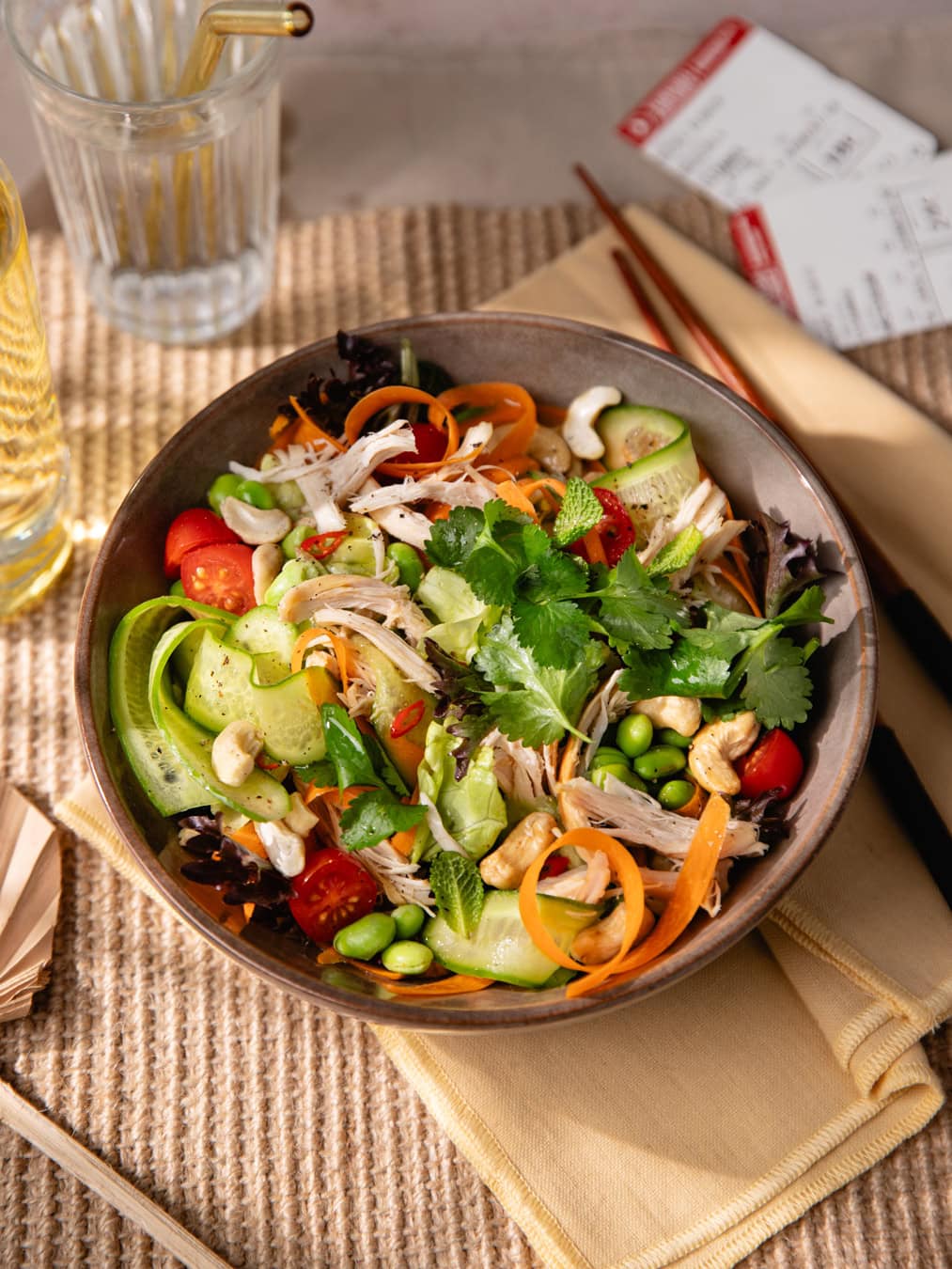 La salade à la thaïlandaise au poulet