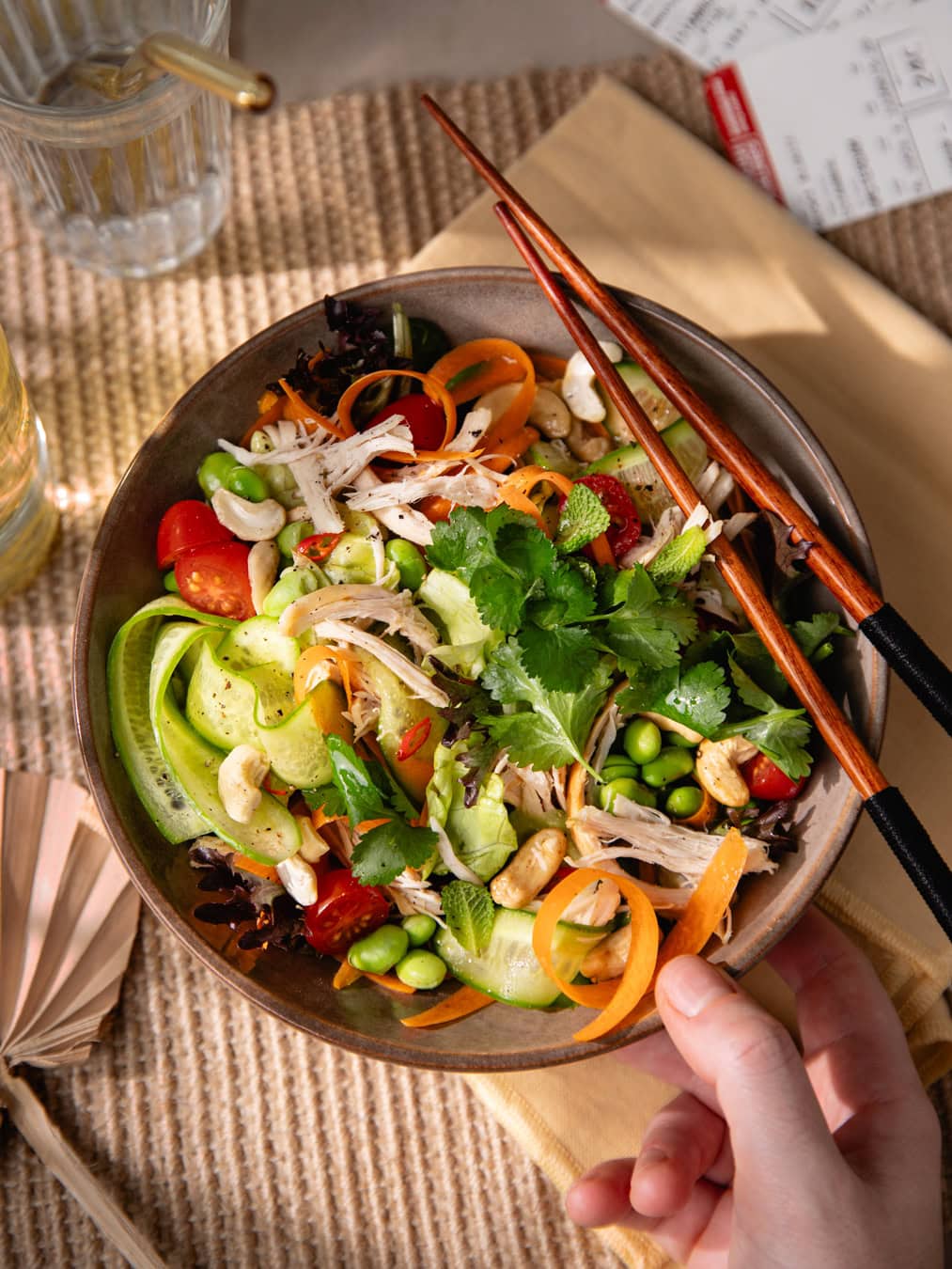 La salade à la thaïlandaise au poulet