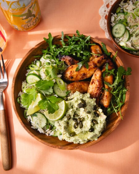 Bowl poulet miso et riz complet : la recette healthy facile pour vos lunchs !