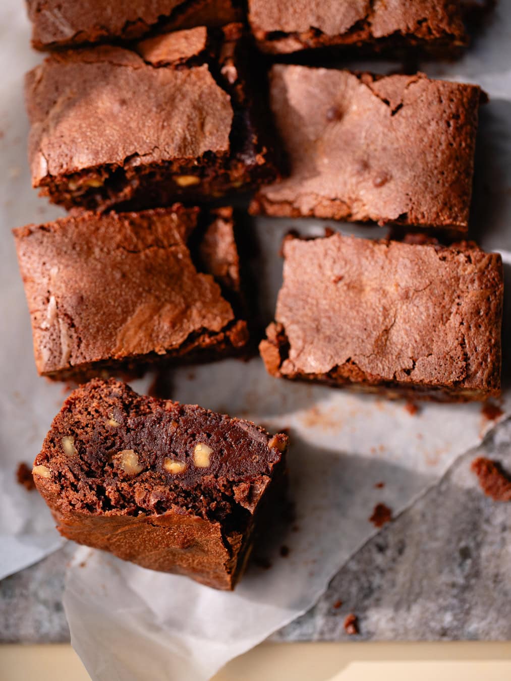 Morceaux de bownie américain