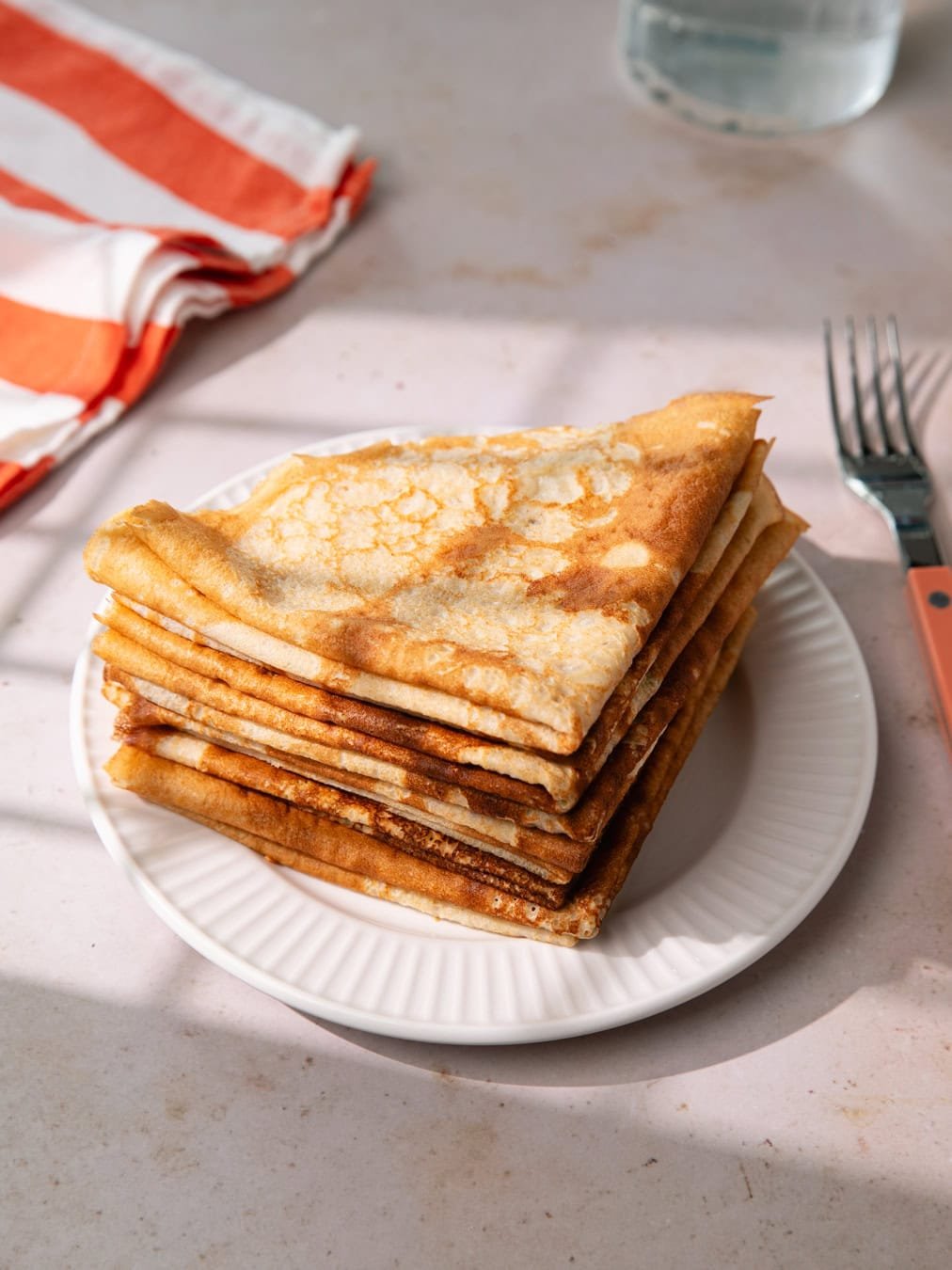 Recette crêpes sucrées bretonnes, une histoire de beurre et de patience