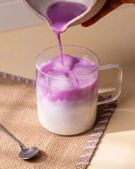 Iced Ube Latte : la boisson violette qui fait sensation !