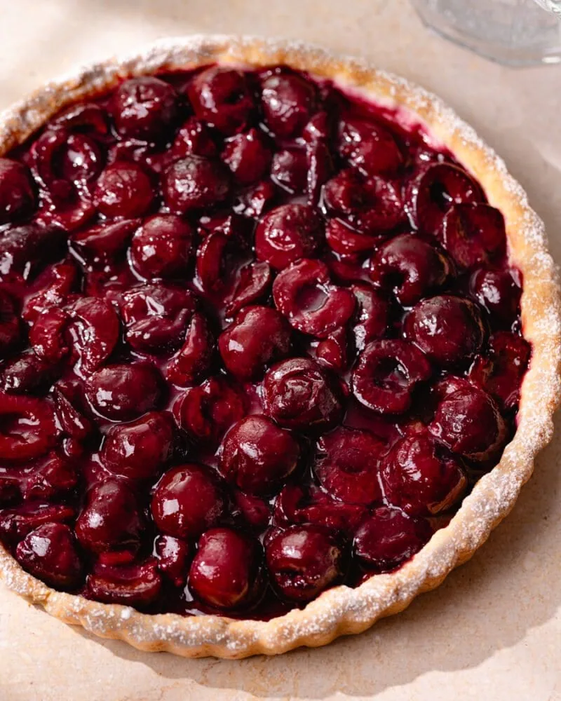 Tarte aux cerises maison : la recette gourmande aux fruits d’été !